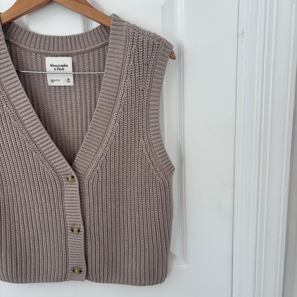 Abercrombie & Fitch Womens Button Vest •Medium• Taupe• Eclectic Grandpa •Taupe - Picture 15 of 16